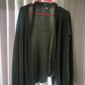 Francesca’s long green sweater